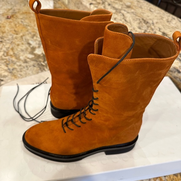 Khaite Conley Boot- Size 40, Color-Caramel NEW WITH BOX - Picture 5 of 7